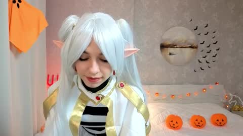 Kelly online show from October 2025 04:30:02 PM