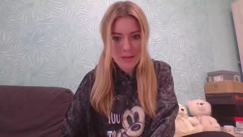 softy_aura online show from March 2026 10:07:02 AM