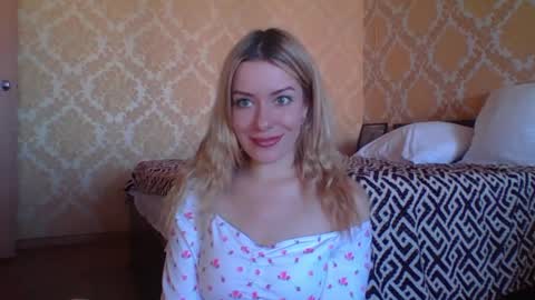 softy_aura online show from June 2026 10:48:02 AM