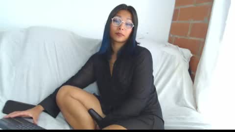  Sofy  online show from June 2026 01:42:02 PM