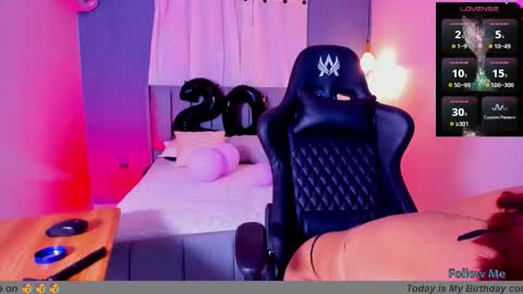 Laura online show from March 2026 01:04:02 PM