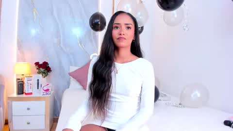Snapshot of sofynovoa chatting on September 2025 05:11:01 AM online show from September 2025 05:11:01 AM