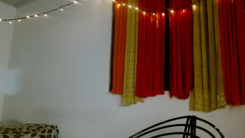 Sofia online show from January 2025 03:02:02 AM