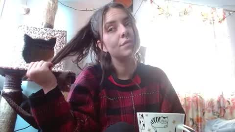 Sofia online show from October 2025 03:03:02 PM