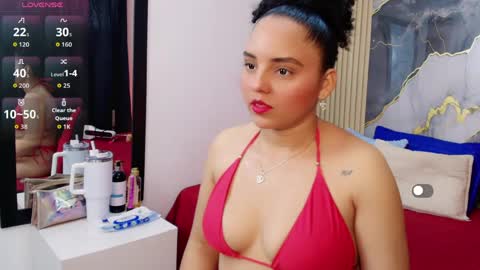 Snapshot of sol__latina chatting on May 2026 12:12:01 PM Sol Latiana online show from May 2026 12:12:01 PM