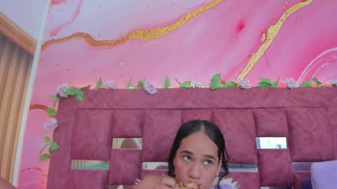 Sol online show from March 2026 06:29:01 PM