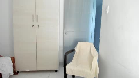 sola_enzo online show from May 2026 06:46:01 PM