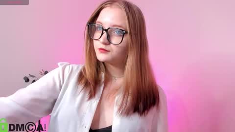 Nora online show from September 2025 10:18:01 AM
