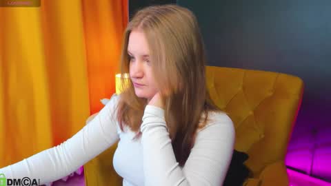 Nora online show from October 2025 03:07:01 AM