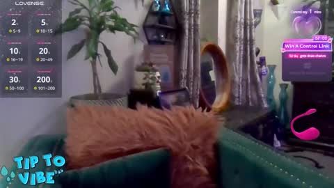 solesticia online show from January 2025 04:15:01 AM