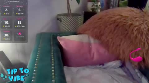 solesticia online show from January 2025 12:22:01 AM