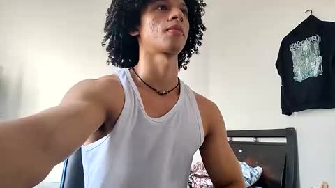 Snapshot of solorizo chatting on February 2026 09:49:02 PM Hi Im Weller Check my Bio online show from February 2026 09:49:02 PM