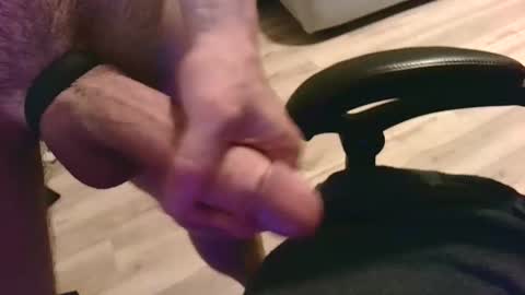 somebody111111 online show from April 2026 02:50:01 AM