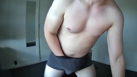 Snapshot of somethingsexysam chatting on January 2025 06:24:02 AM Edging Sam JOI online show from January 2025 06:24:02 AM