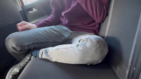 Sondages online show from February 2025 12:16:01 PM