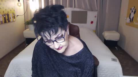 Snapshot of sondrariddle chatting on May 2026 07:00:02 PM sondrariddle online show from May 2026 07:00:02 PM