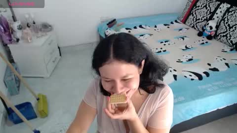 sonialatin69 online show from February 2026 01:10:01 PM