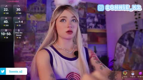 Sonnie online show from November 2025 03:27:02 PM