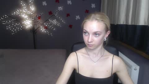 Snapshot of sonnysofia chatting on April 2026 07:07:01 PM Sonya online show from April 2026 07:07:01 PM