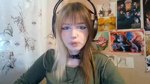 Snapshot of sonwosick chatting on July 2026 03:14:02 PM Mila online show from July 2026 03:14:02 PM