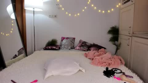 SONIA online show from September 2025 12:50:02 PM