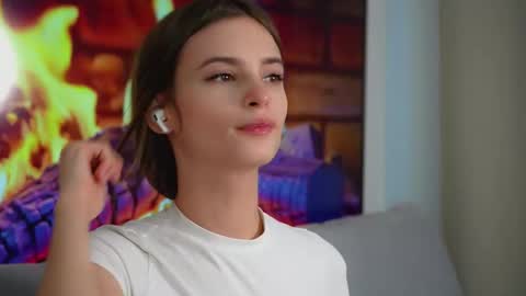 Snapshot of sonyaericsson chatting on October 2025 09:13:02 AM Eva 3 online show from October 2025 09:13:02 AM