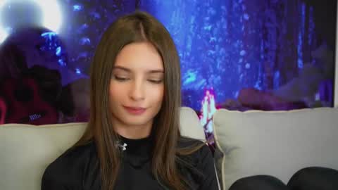 Snapshot of sonyaericsson chatting on November 2025 06:01:02 AM Eva 3 online show from November 2025 06:01:02 AM