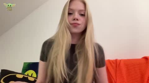 Sonya  Instagram   Twitter sonyaplushgirl  OnlyFans sonyaplush online show from December 2024 08:50:02 PM