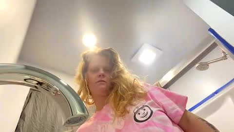 soohott123 online show from September 2025 02:48:01 AM