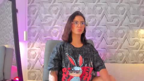 sophie online show from July 2026 03:03:02 PM