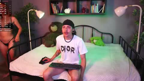 sophi_and_dereck online show from May 2026 12:12:01 PM