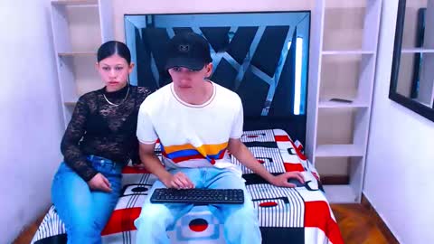 Snapshot of sophi_and_jack chatting on January 2026 03:17:01 PM SOPHI - JACK online show from January 2026 03:17:01 PM