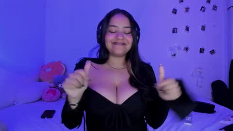 Snapshot of sophi_moon1 chatting on February 2026 10:47:01 PM Sofia online show from February 2026 10:47:01 PM