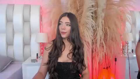 Snapshot of sophi_rae chatting on July 2026 07:28:02 PM Sophi Rae online show from July 2026 07:28:02 PM