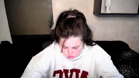 sophia__olsen online show from October 2025 06:41:02 AM