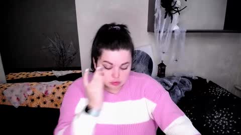 sophia__olsen online show from October 2025 06:59:01 AM