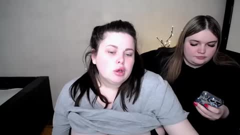 sophia__olsen online show from May 2026 11:04:02 AM