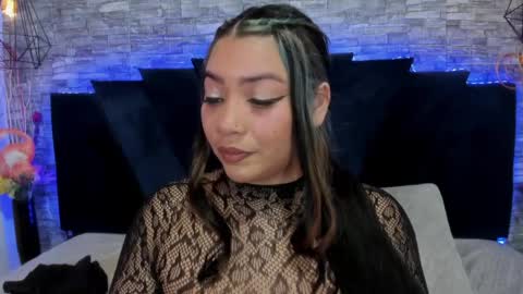 Sophia  online show from April 2026 01:41:01 PM