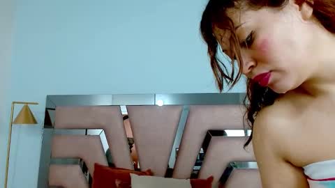 Sophia  online show from January 2025 01:04:02 AM