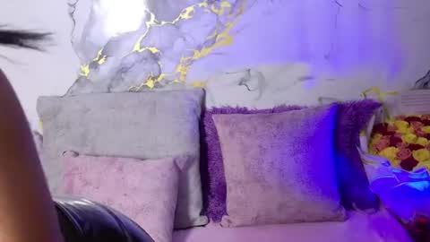 sophia online show from August 2026 04:03:01 AM
