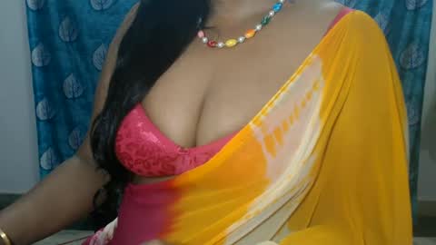 Snapshot of sophia_indian chatting on June 2026 05:44:01 PM Sophia Tamil online show from June 2026 05:44:01 PM
