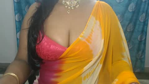 Snapshot of sophia_indian chatting on June 2026 09:47:02 AM Sophia Tamil online show from June 2026 09:47:02 AM
