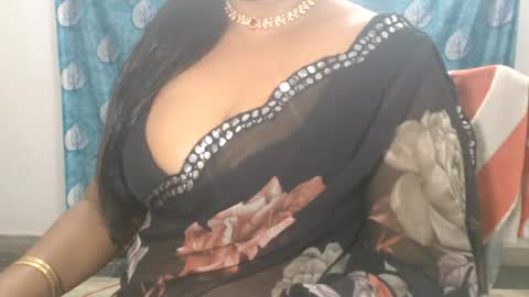 Snapshot of sophia_indian chatting on July 2026 06:00:02 PM Sophia Tamil online show from July 2026 06:00:02 PM
