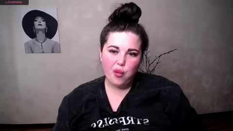 sophia_olsen_ online show from September 2025 11:12:01 AM