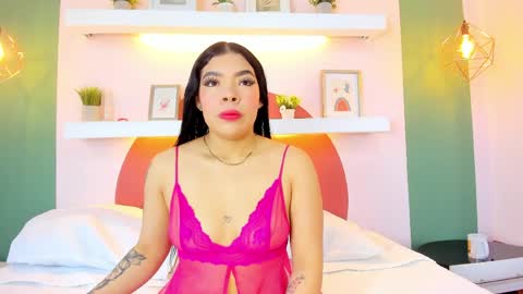 Sophi online show from April 2026 12:10:01 PM