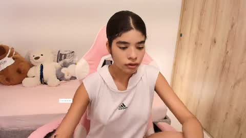 Sophia Storm online show from April 2026 01:22:02 AM