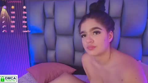 Snapshot of sophiaa_taylor_ chatting on July 2026 07:23:02 AM online show from July 2026 07:23:02 AM