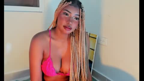 Snapshot of sophiabloss chatting on June 2026 08:44:02 PM Sophie online show from June 2026 08:44:02 PM