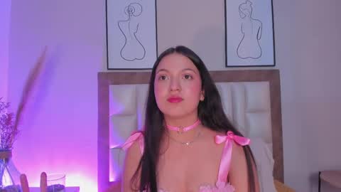 Snapshot of sophiacolliins chatting on September 2025 06:13:02 PM sophiacolliins online show from September 2025 06:13:02 PM