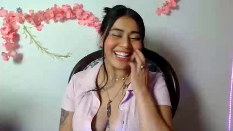 sophia online show from October 2025 12:11:01 AM